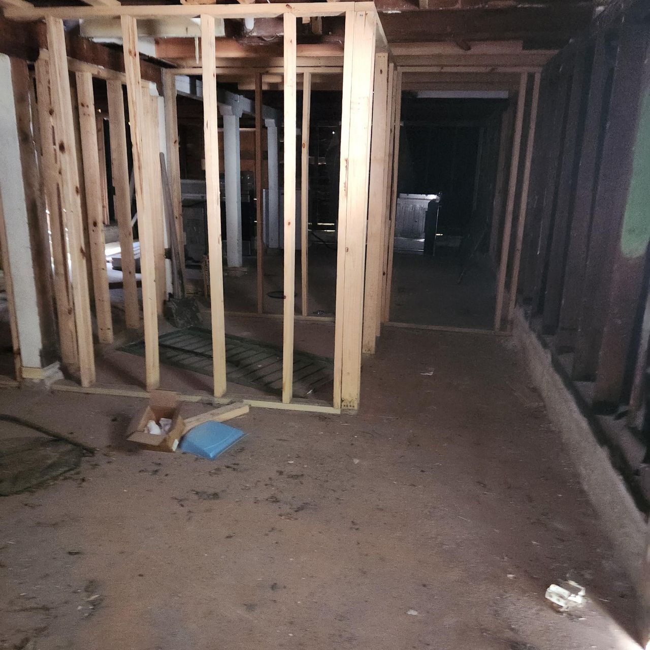 listing, photo 1
