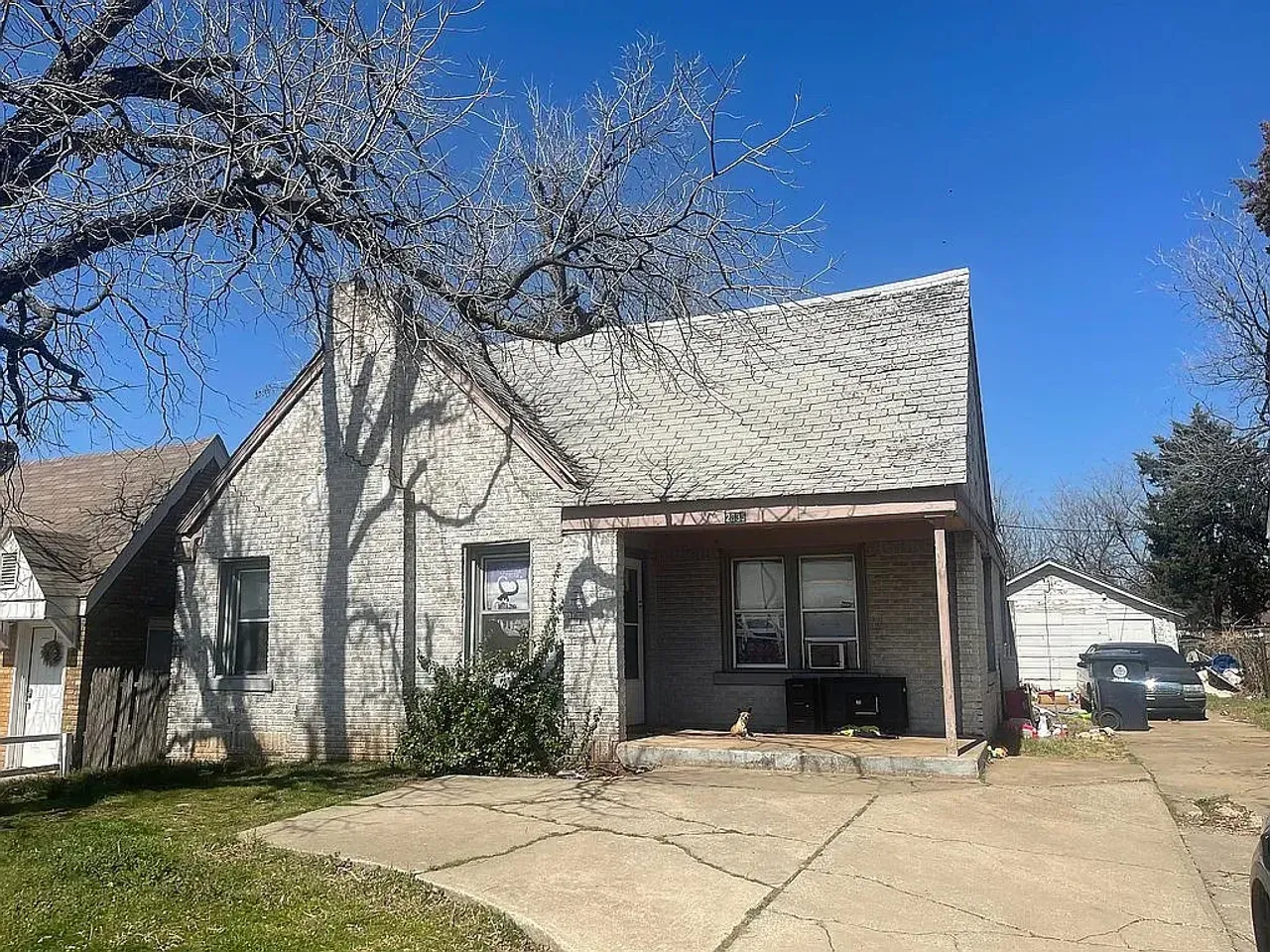 listing, photo 1