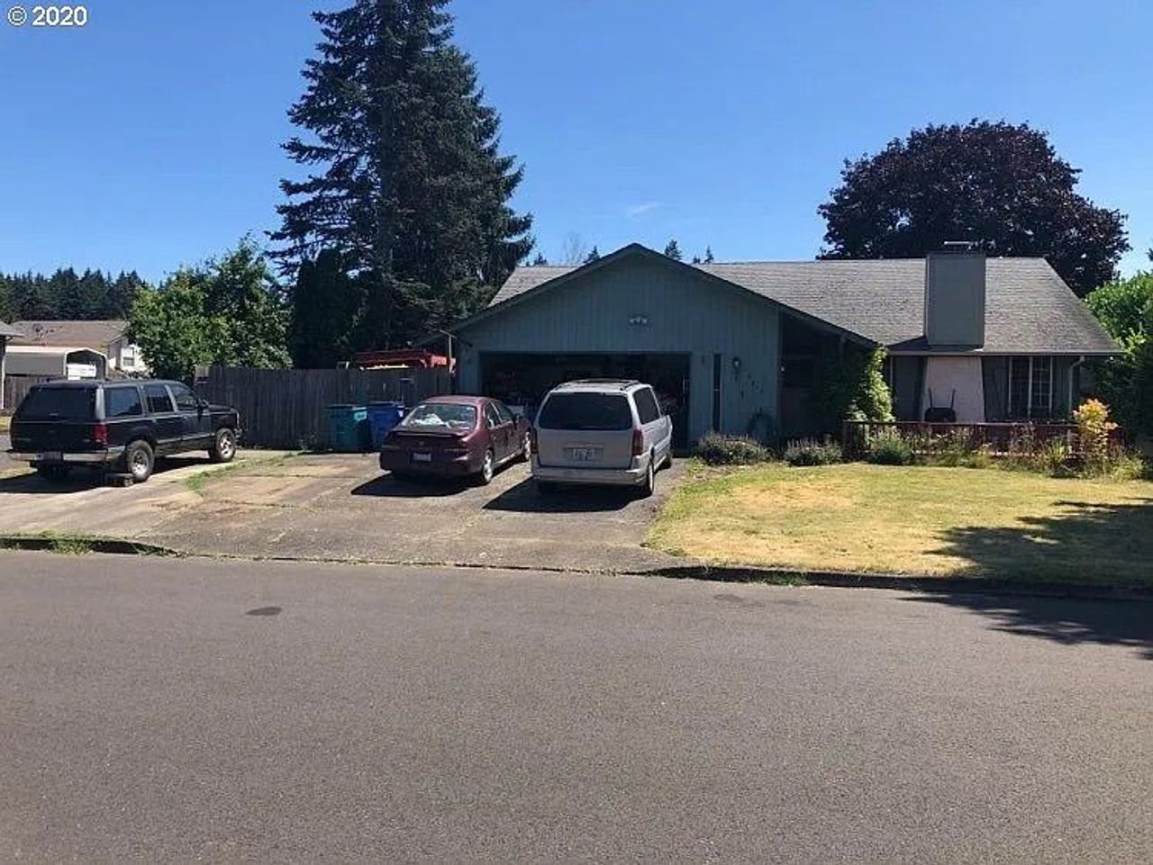 listing, photo 1