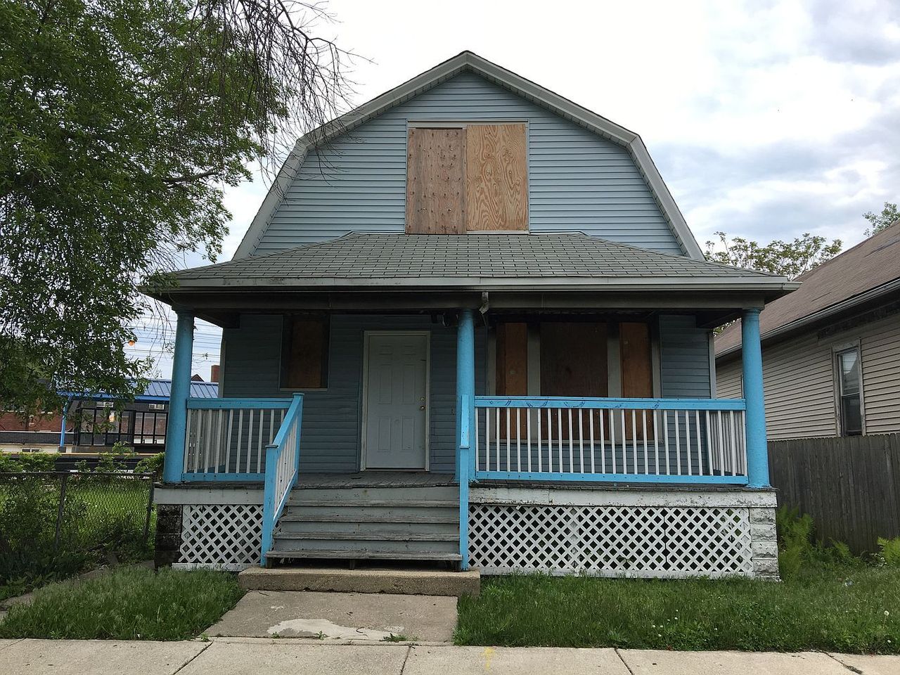 listing, photo 1