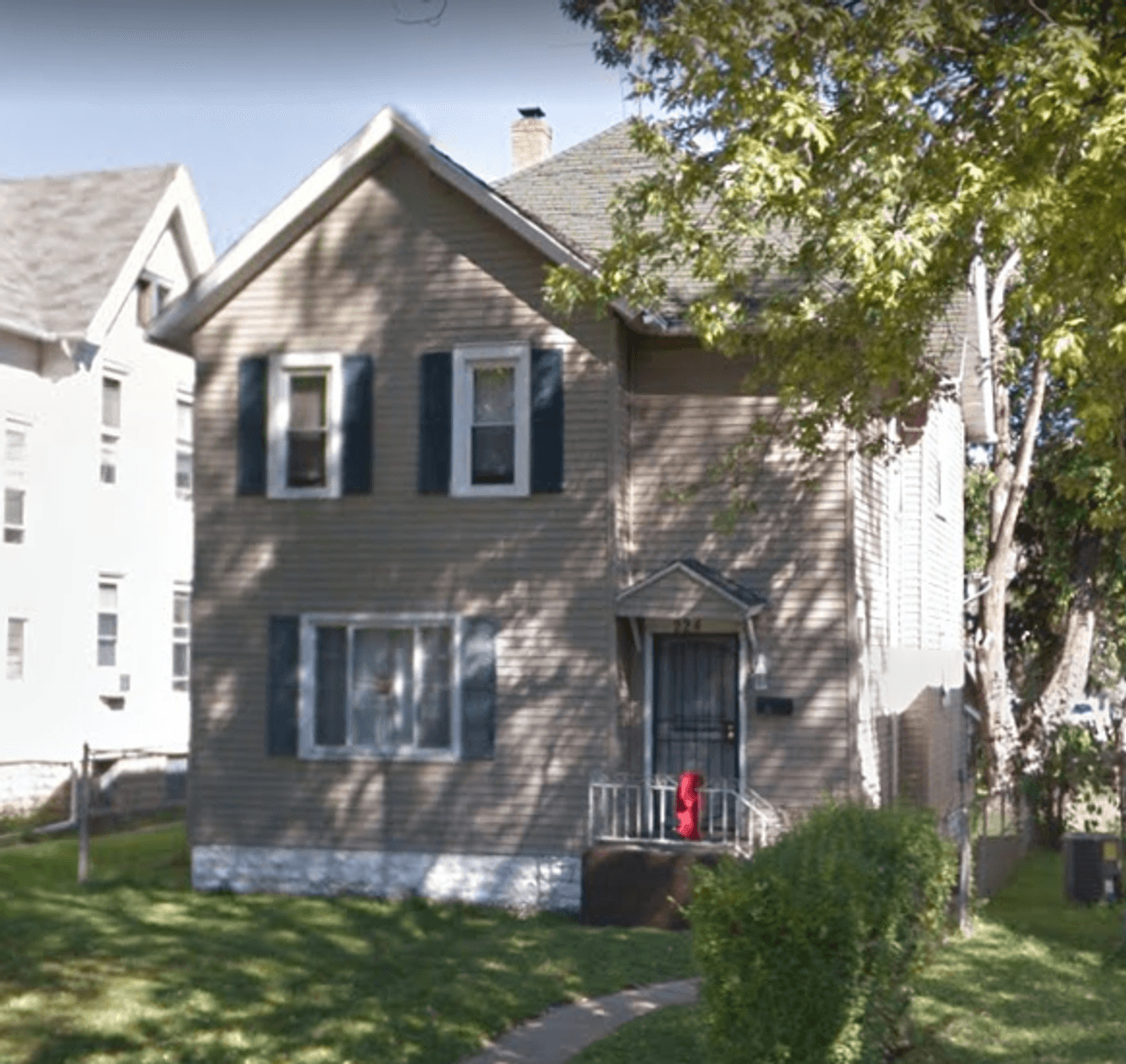 listing, photo 1