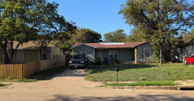 View of 2915 Nandina Dr, Dallas, TX 75241, USA