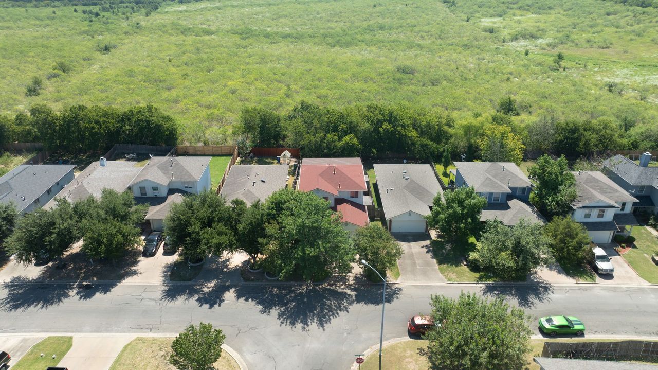 listing, photo 1