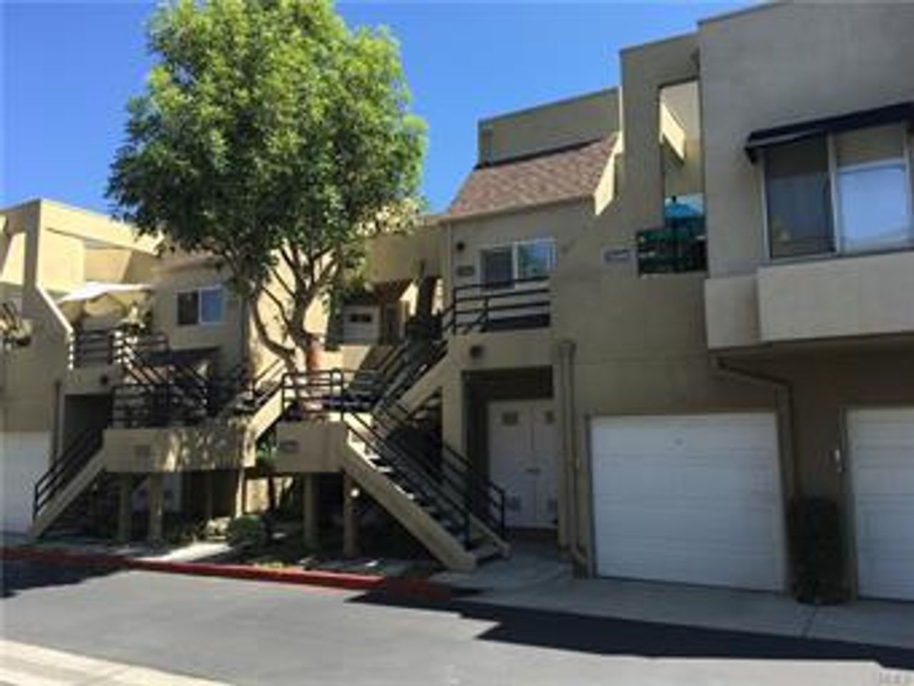 listing, photo 1
