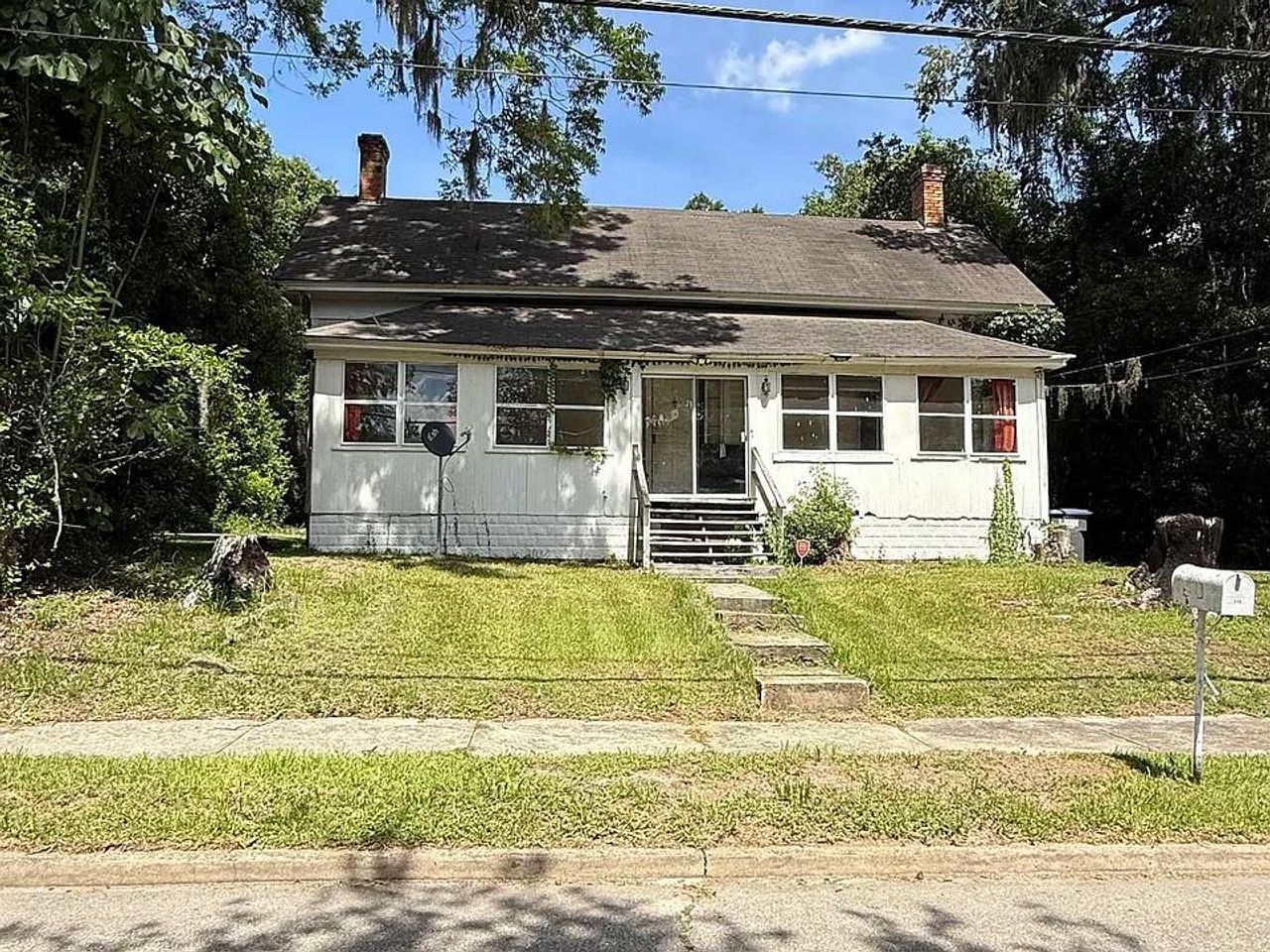 listing, photo 1
