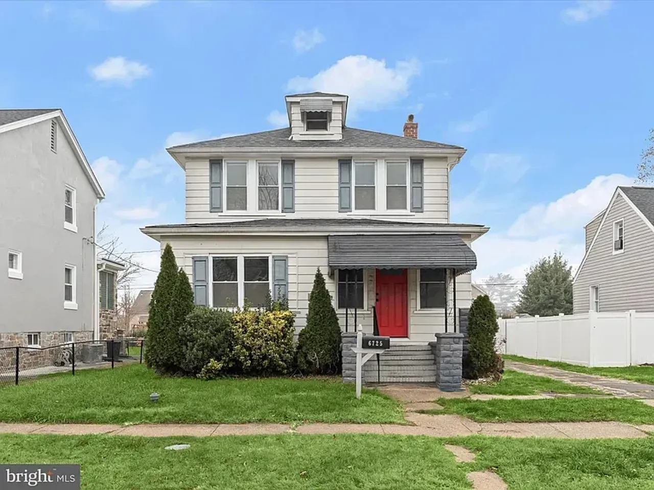 listing, photo 1