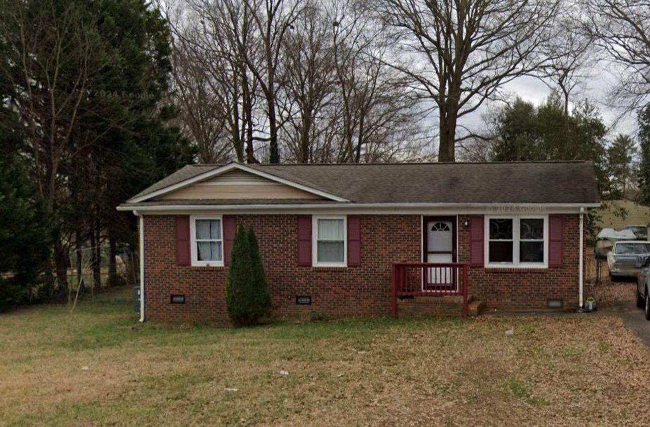 listing, photo 1