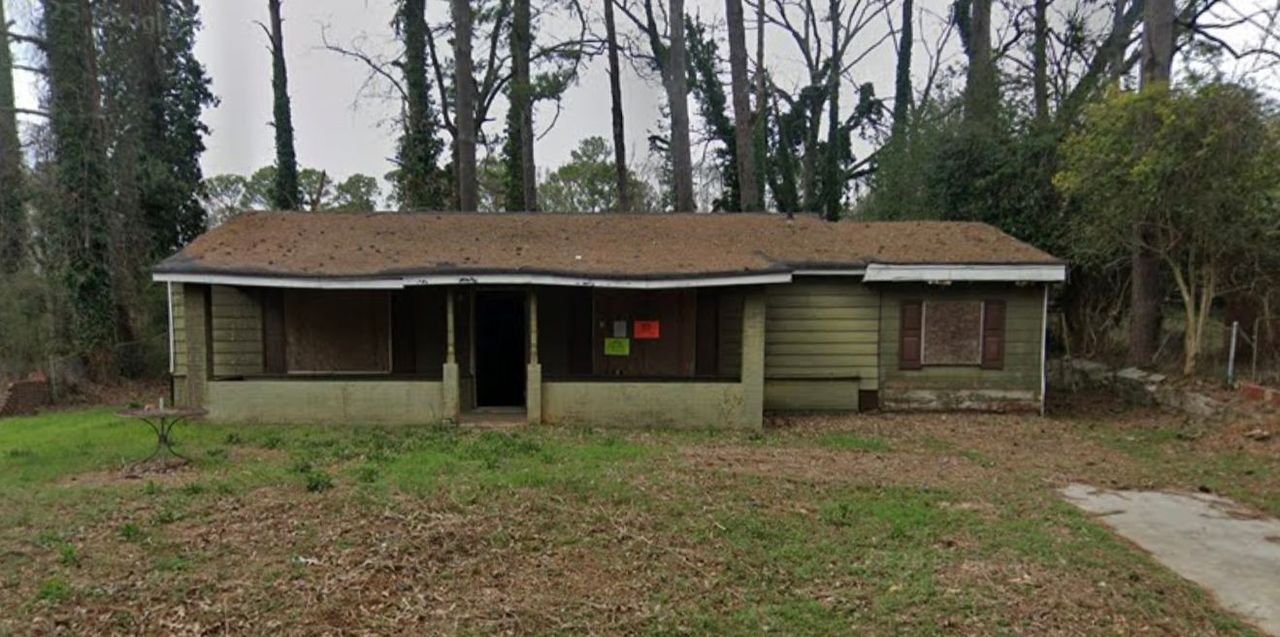 listing, photo 1