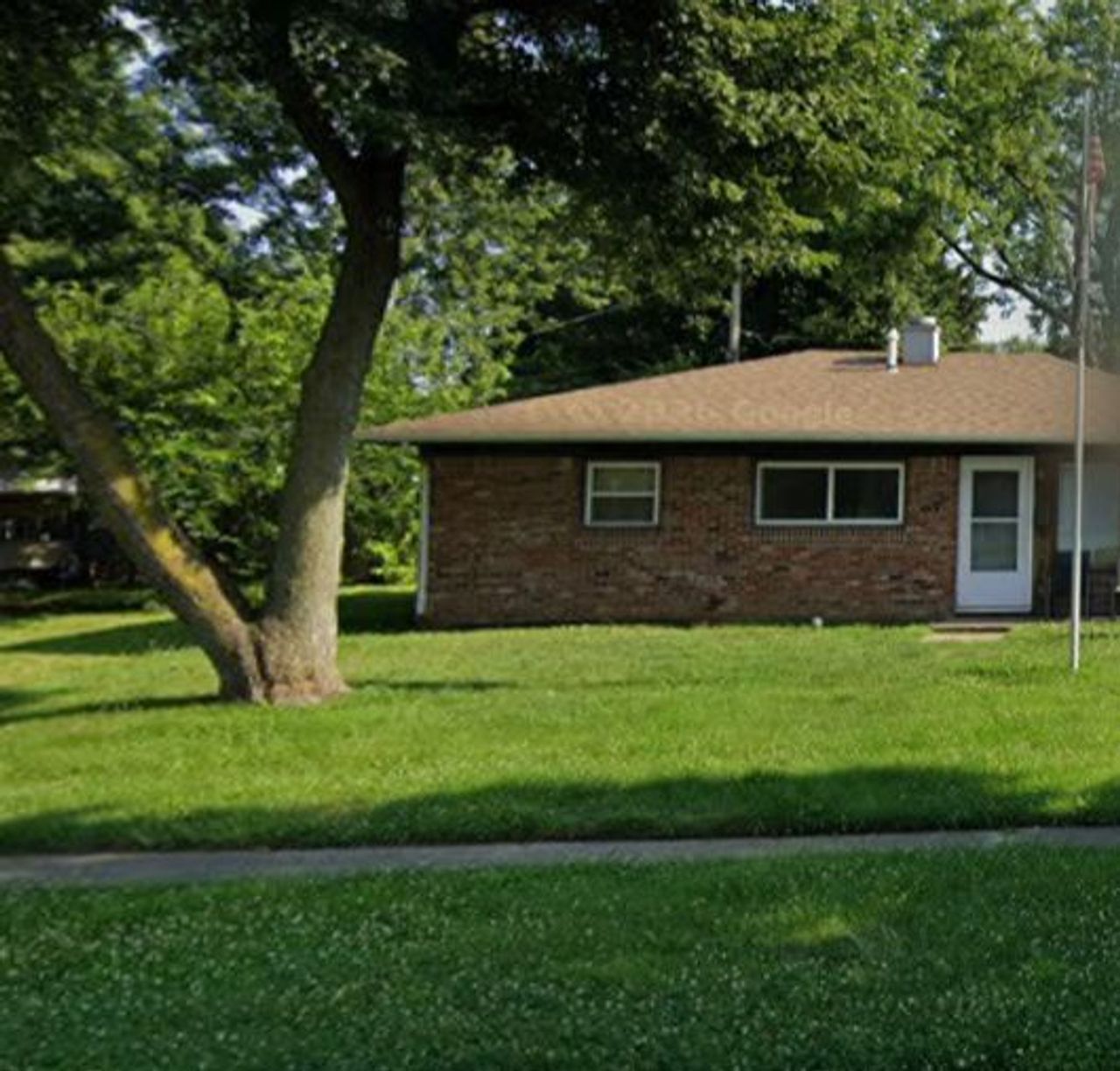listing, photo 1