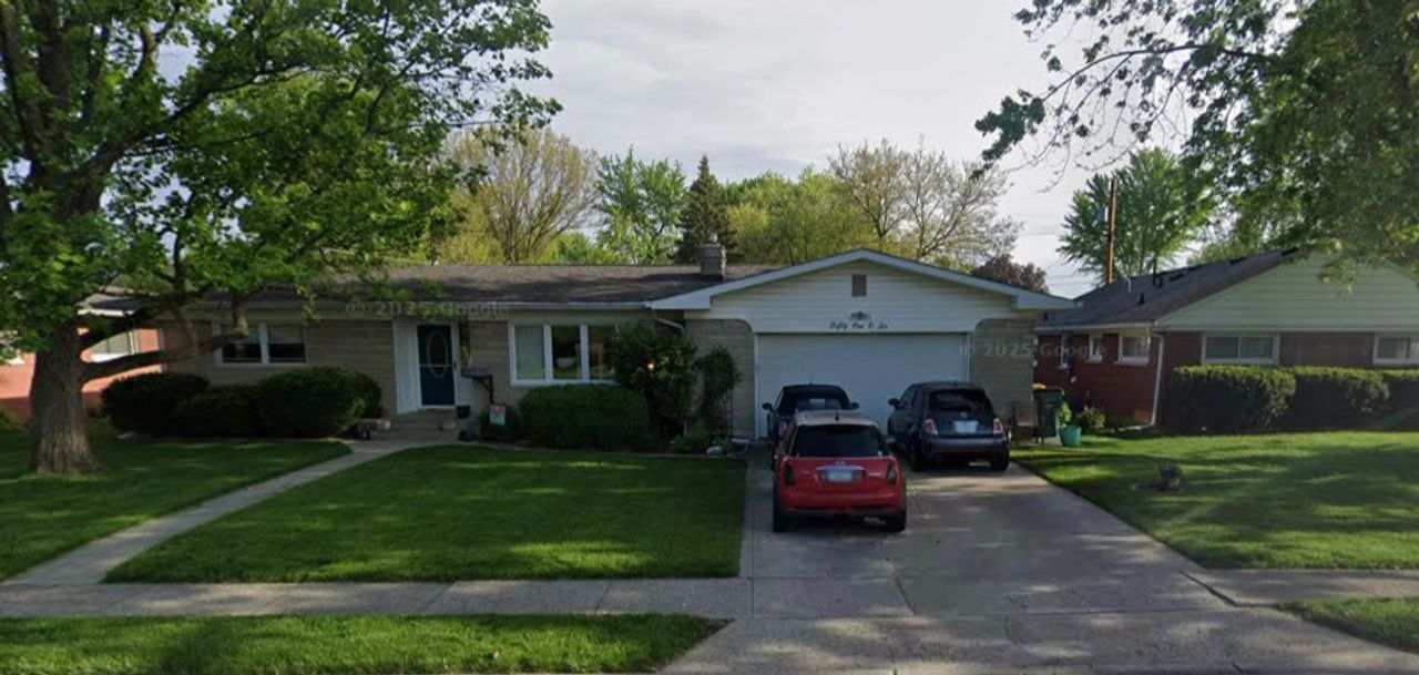listing, photo 1