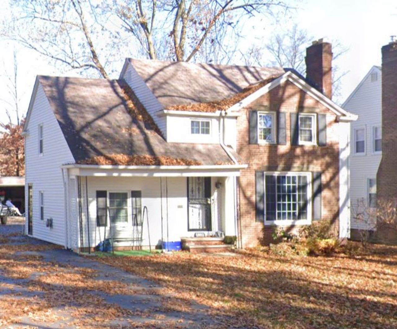 listing, photo 1