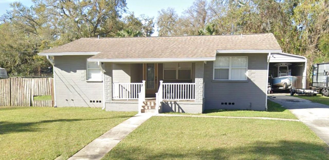 listing, photo 1