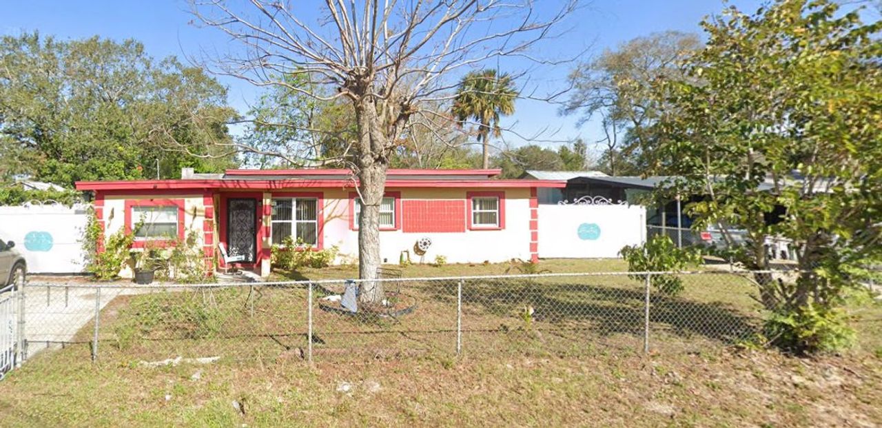 listing, photo 1