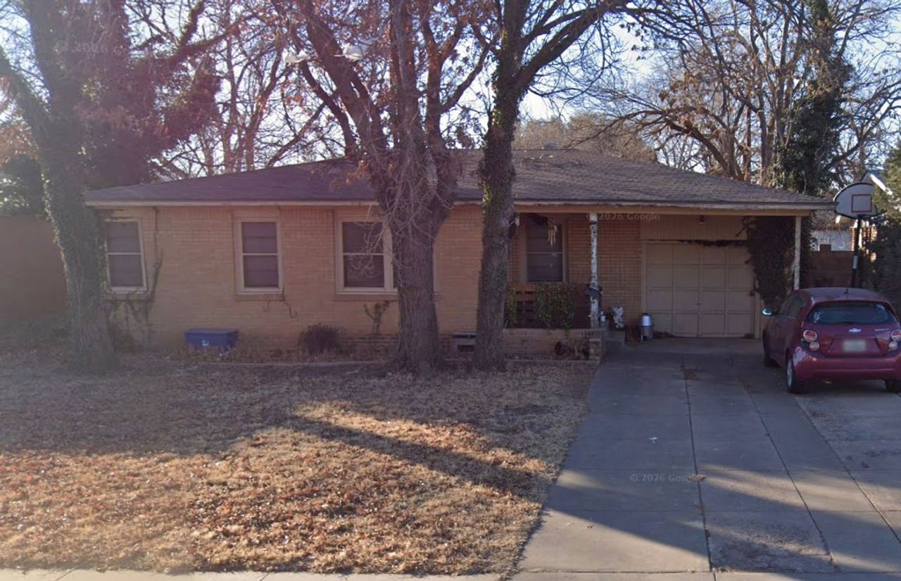 listing, photo 1