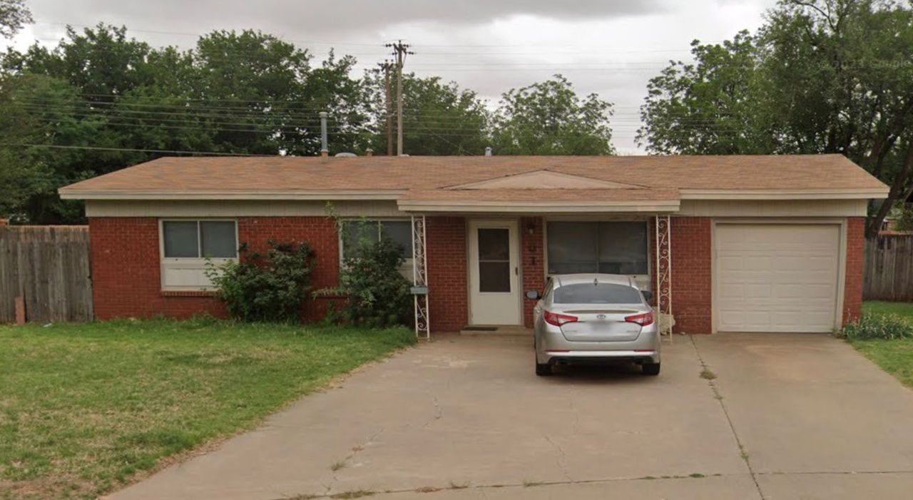listing, photo 1