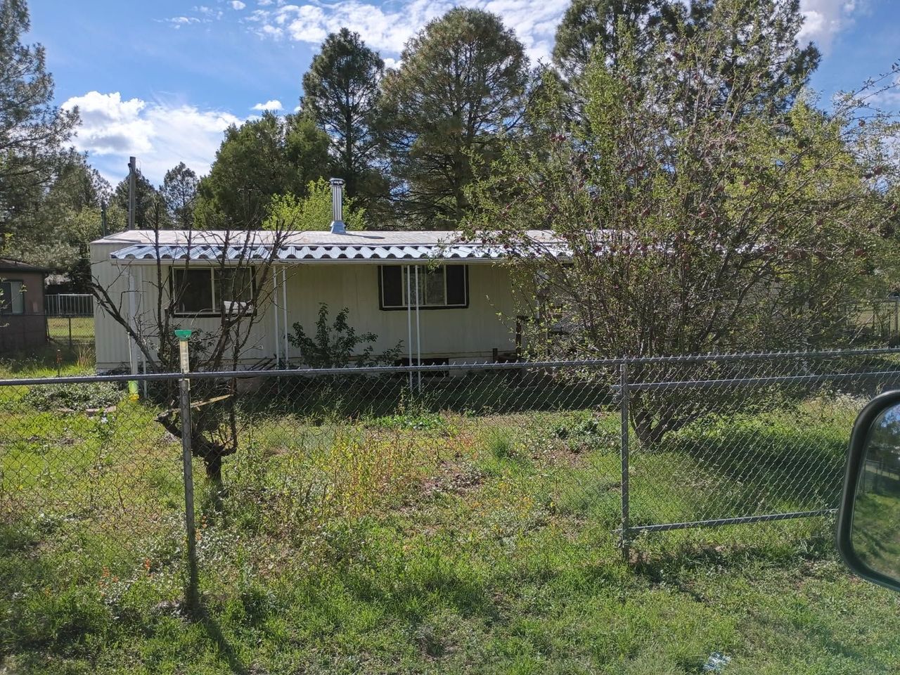listing, photo 1