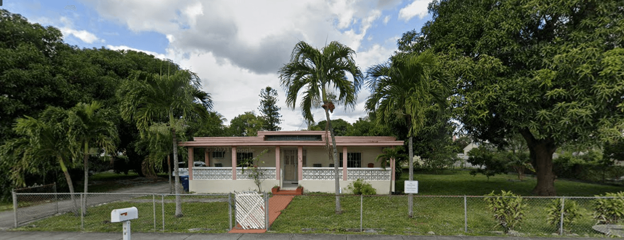 listing, photo 1
