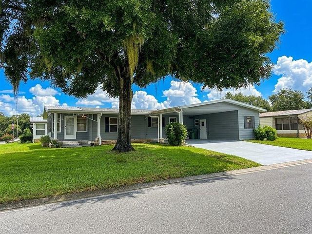 View of 2353 W Coach N' 4 Dr, Leesburg, FL 34748, USA