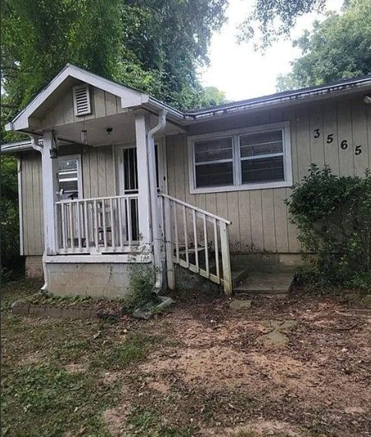 listing, photo 1