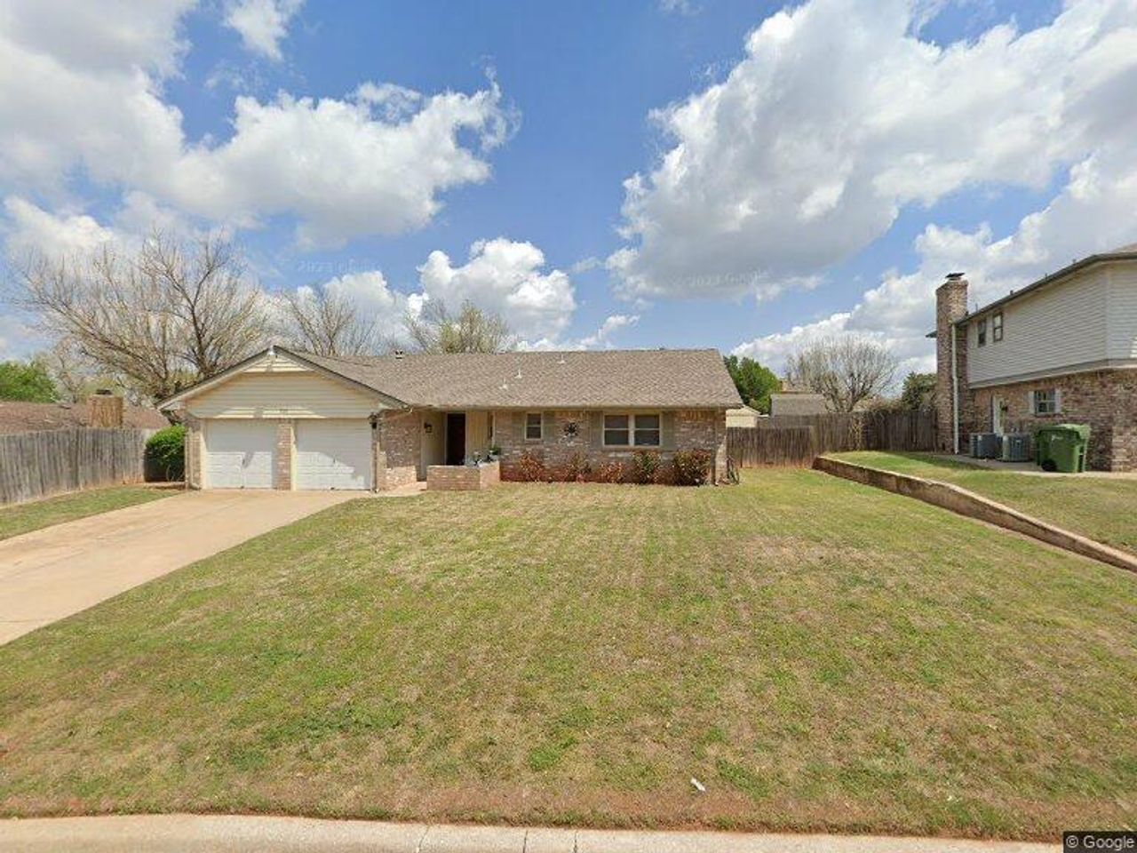 listing, photo 1