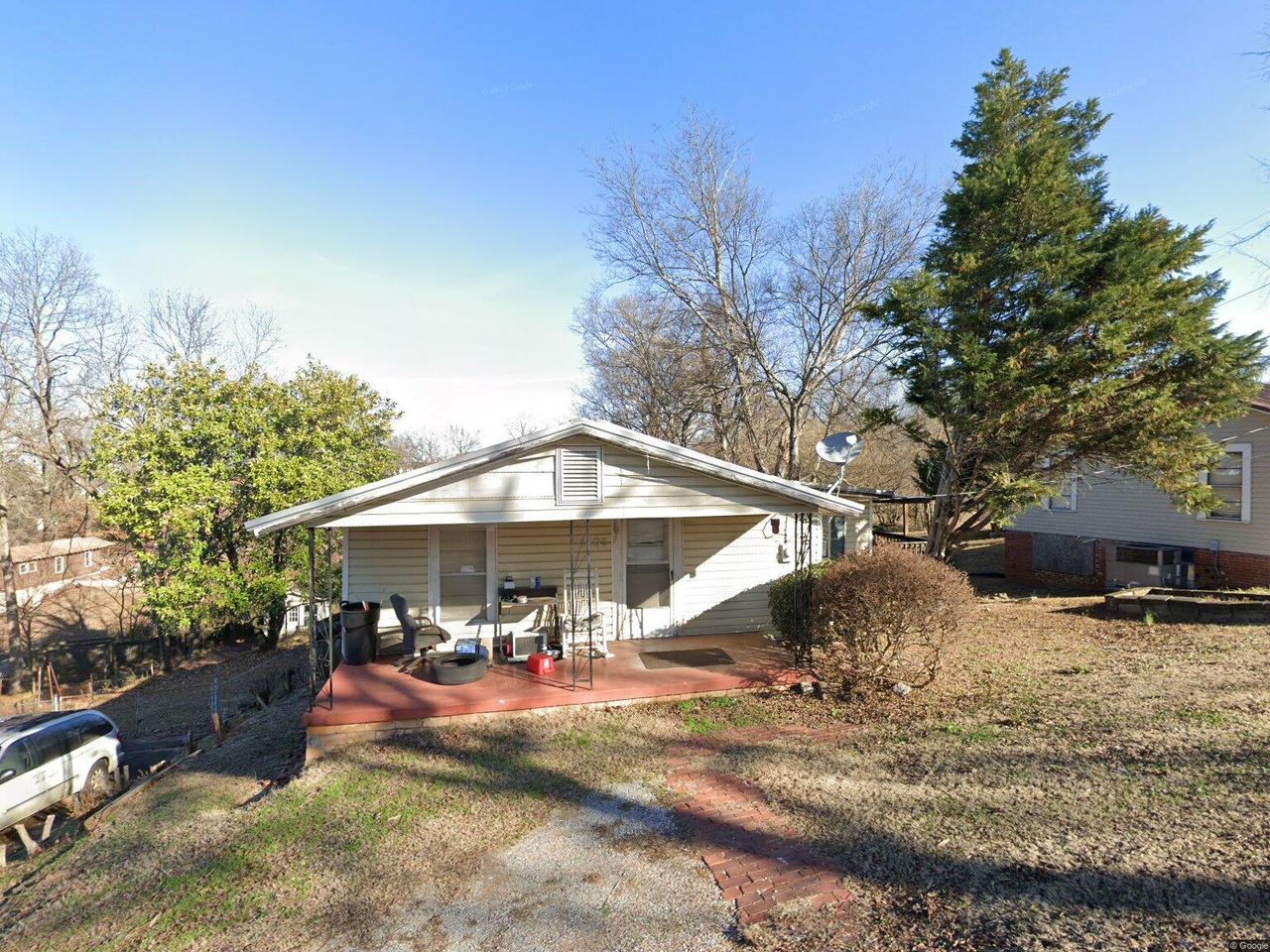 listing, photo 1