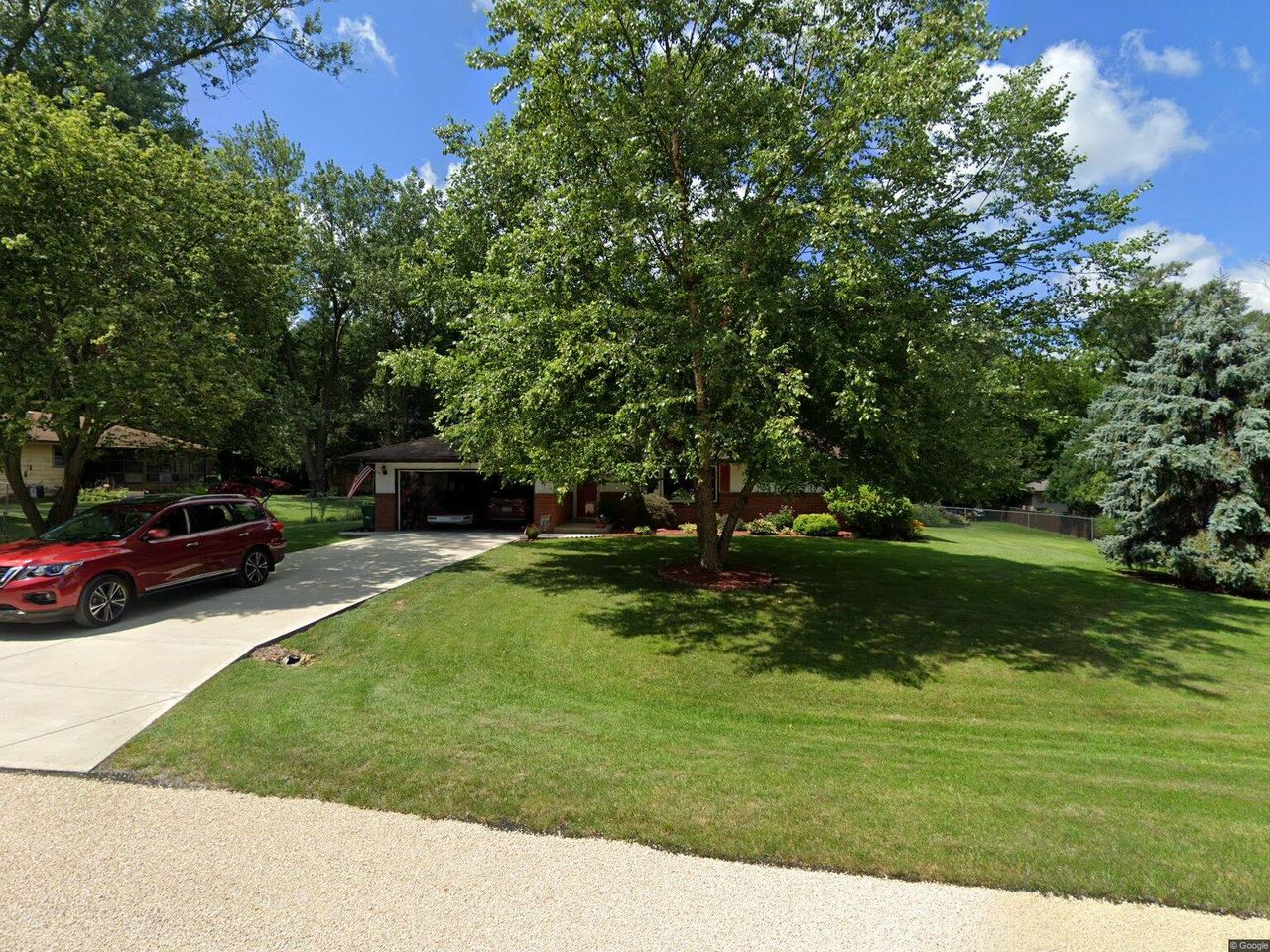 listing, photo 1