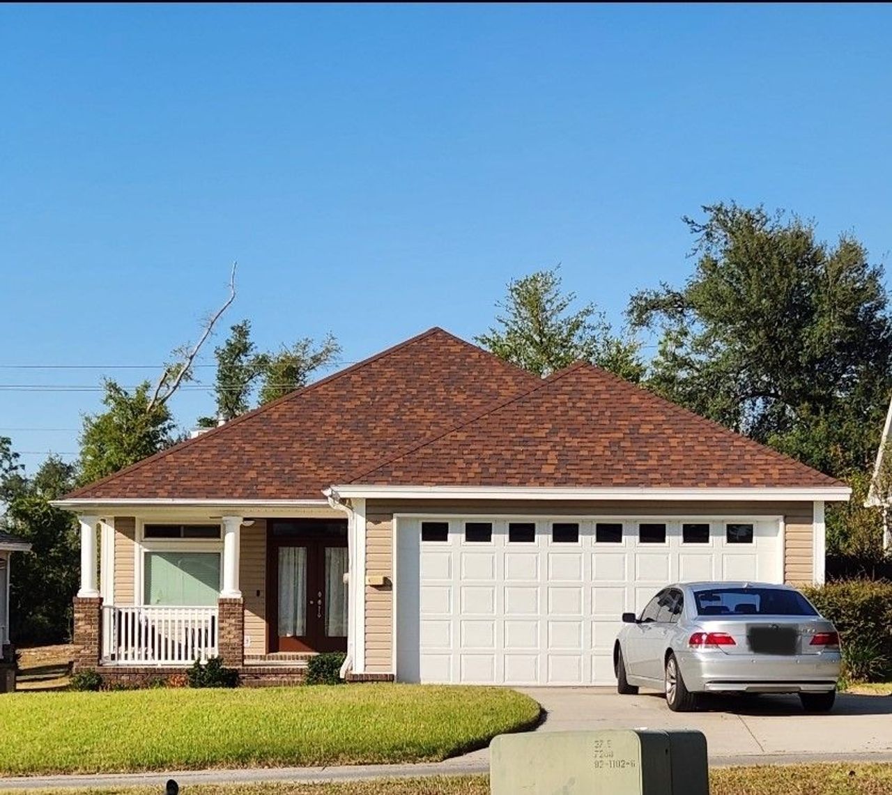 listing, photo 1
