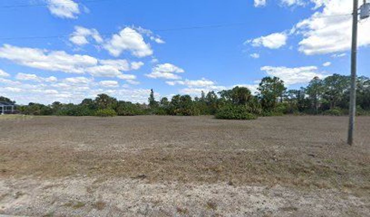 listing, photo 1