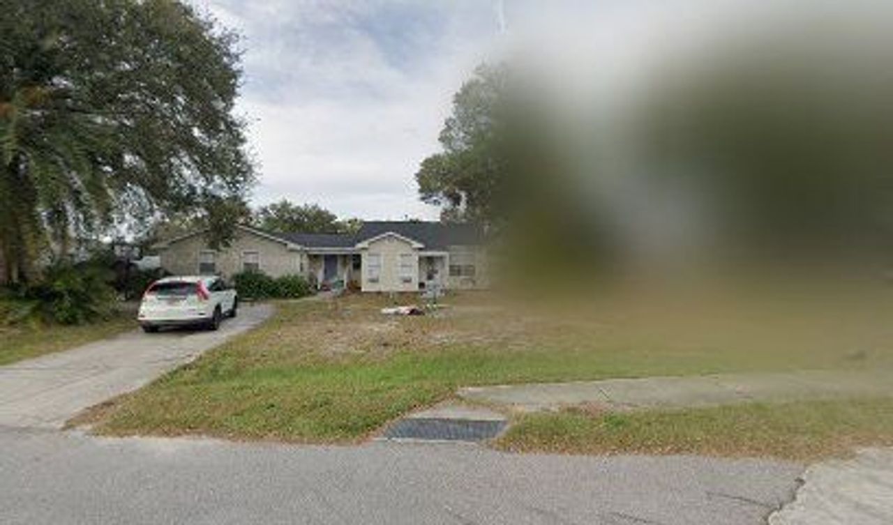 listing, photo 1