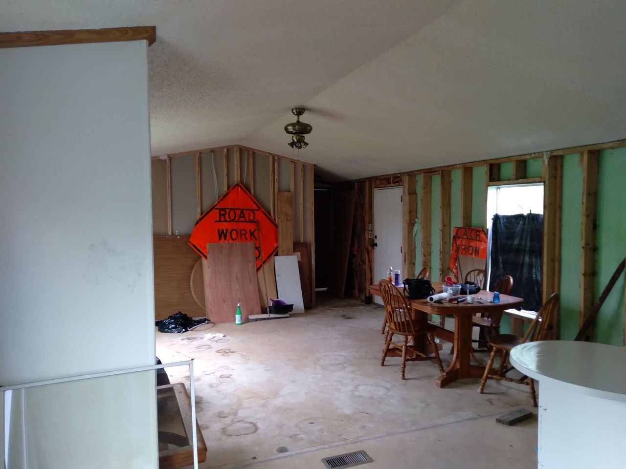 listing, photo 1